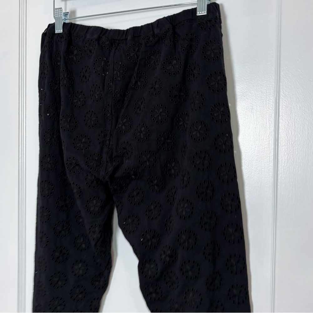 JOHNNY WAS Ayla Black Eyelet Lace Legging Scalloped Hem Pants - Picture 7 of 13